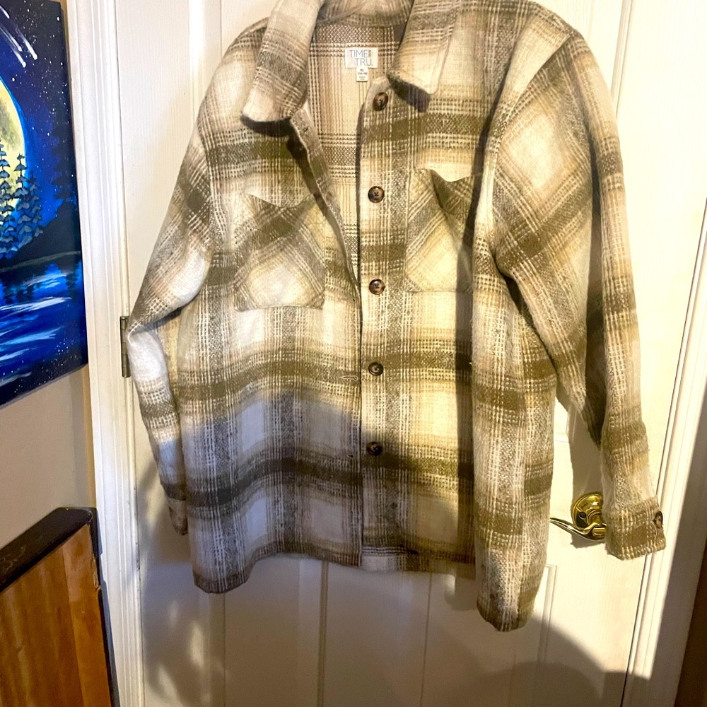 Pretty checkered jacket